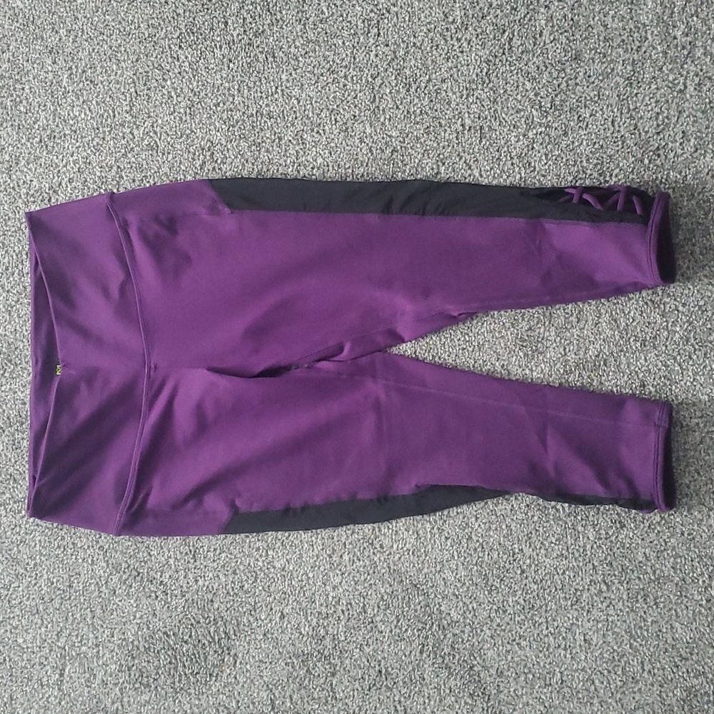 Popflex cropped leggings, size 12, plum